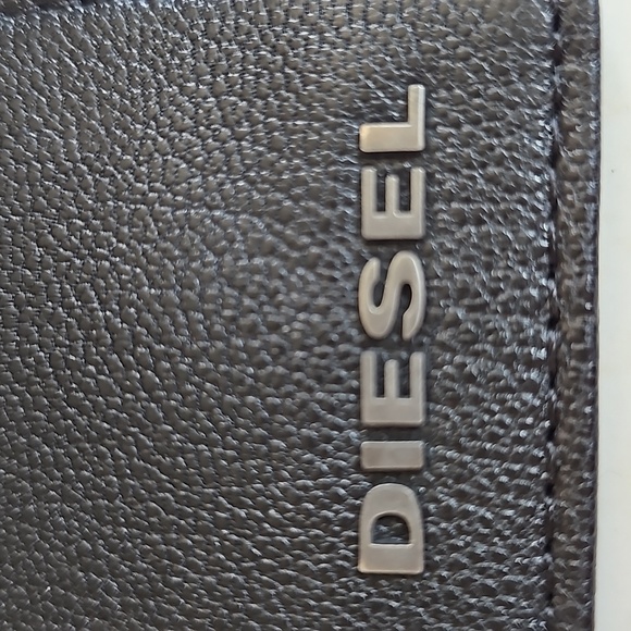 Diesel men's black leather card case. Very good condition. - Picture 4 of 5
